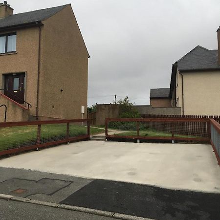 Kennedy Terrace; Modern 2 Bedroom House, Central Stornoway  Exterior photo